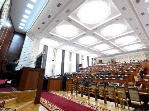 Qırğızıstan parlamenti “xarici agentlər haqqında” qanun QƏBUL ETDİ