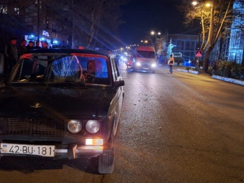 İki piyadanı maşın vurdu