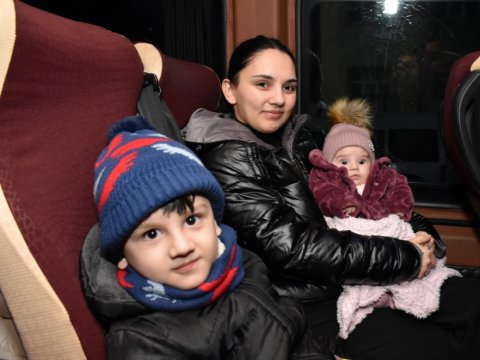 Daha 35 ailə doğma Füzuliyə yola salındı