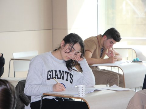 Ali məktəblərə və kolleclərə sənəd qəbulu BAŞA ÇATDI