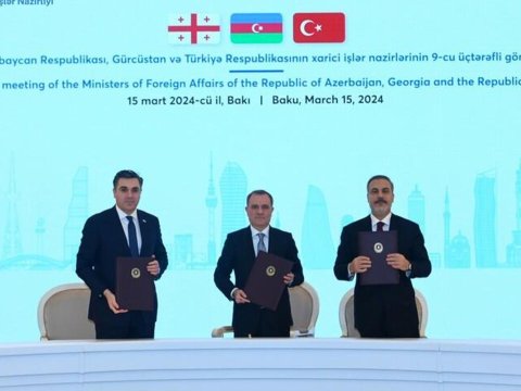 Üçtərəfli əməkdaşlıq platforması Azərbaycana nə vəd edir?