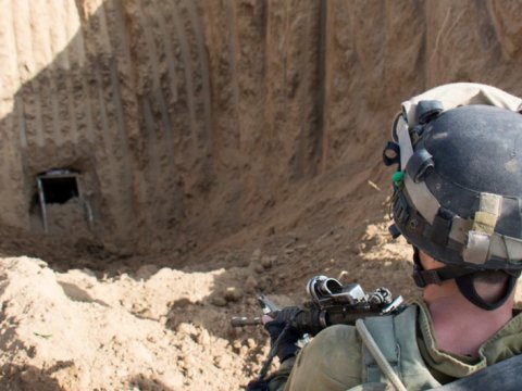 İsrail Qəzzada ən uzun tunelin bir hissəsini DAĞITDI