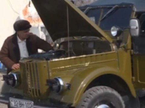 Kəlbəcər sakini: “Doğma yurdumdan gətirdiyim avtomobili 31 ildir saxlayıram” - VİDEO