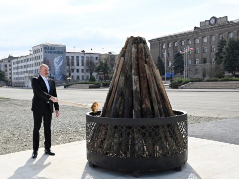 Prezident Xankəndidə Novruz tonqalını alovlandırdı - FOTOLAR