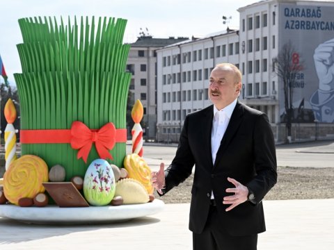 Prezident xalqı təbrik etdi