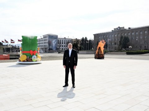 Xankəndinin mərkəzi meydanına “Zəfər meydanı” adı verildi