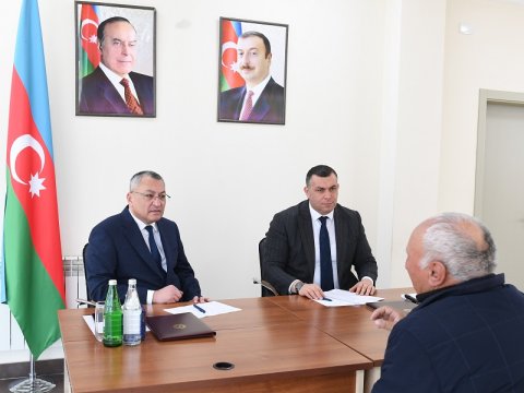 Dövlət Komitəsinin sədri Siyəzəndə vətəndaşları qəbul edib - FOTO