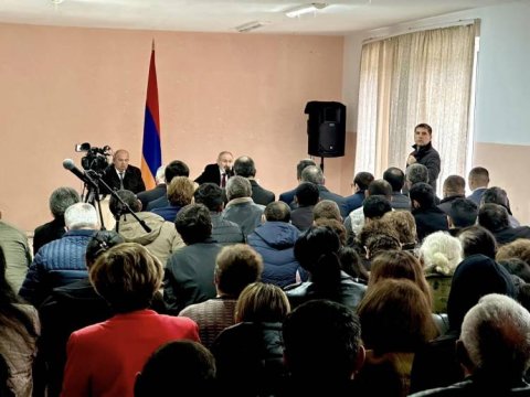 4 kəndi Azərbaycana qaytarmalıyıq - Paşinyan Tavuşda bəyan etdi