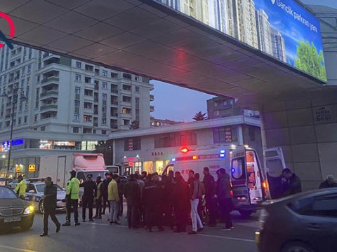 Keçiddən istifadə etməyən piyadanı maşın vurdu