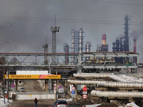 Ukrayna zavodlara niyə hücum edir? - Rusiyanın 10-a yaxın neft müəssisəsi məhv edilib