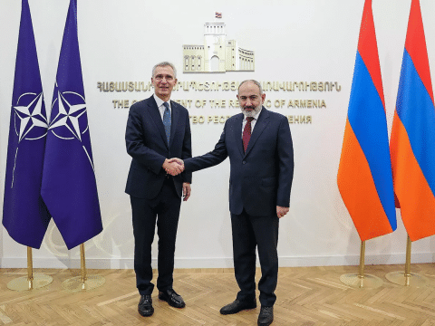 Paşinyan NATO baş katibi ilə İrəvan-Bakı danışıqlarını MÜZAKİRƏ ETDİ