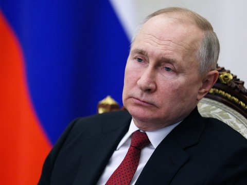 Putin qurumların rəhbərləri ilə terror aktını müzakirə etdi