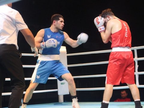 İki boksçumuz bürünc medal qazandı