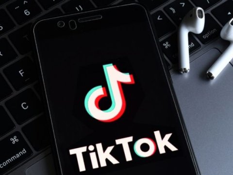 TikTok-da Azərbaycan teatrlarının videolarına 380.000-dən çox baxıblar