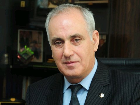 Aslan Aslanov təltif edildi
