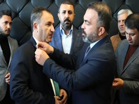 Türkiyədə ŞOK: CHP-nin namizədi AKP-yə üzv oldu - Qohumumuzdur...