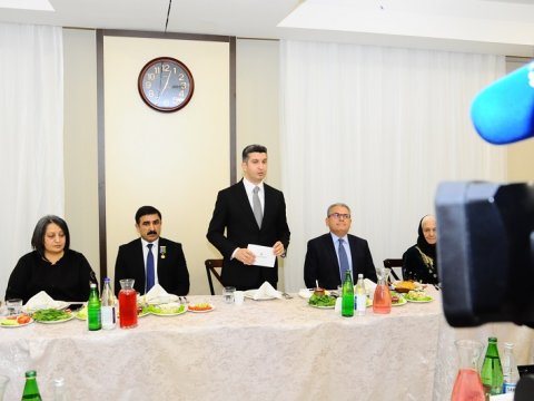 Naftalanda İftar süfrəsi açılıb - FOTO
