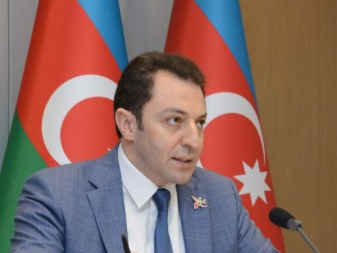 Rəsmi Bakı nazir müavininin Moskva səfəri barədə məlumat yaydı