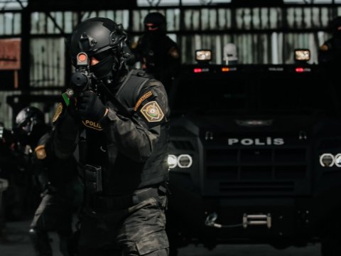 Polis əməliyyat keçirdi, silah-sursat ələ keçirildi 
