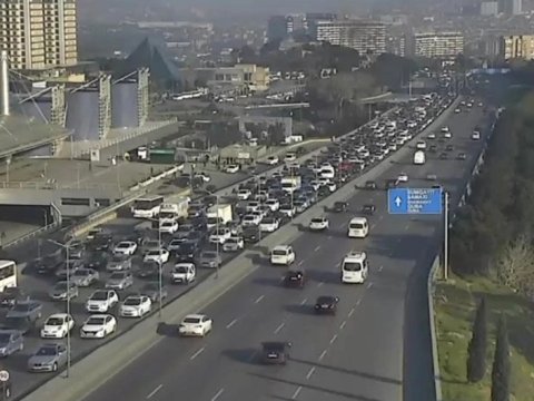 Hazırda tıxac olan yolların SİYAHISI 