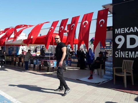 Körpənin ölümündə şübhəli bilinən atanın FOTOLARI