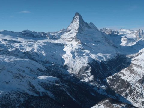 Çoxlu sayda insan qar uçqunu altında qaldı 