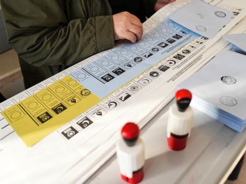 Bələdiyyə sədri seçilən DEPUTATLAR