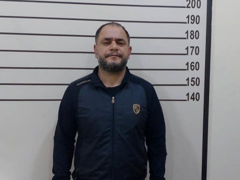 Bibisinin evindən 27 500 manat oğurladı, polis yaxaladı