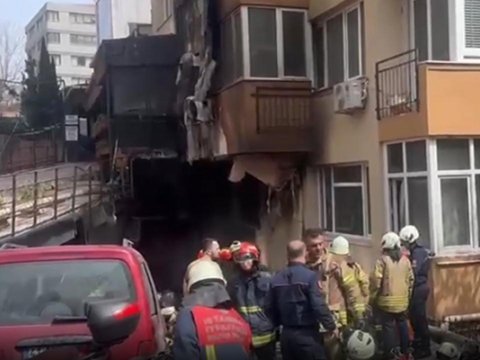 İstanbulda güclü yanğın - 4 ölü, 12 yaralı