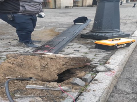 Bakıda yol qəzası - İşıqfor yararsız vəziyyətə düşdü