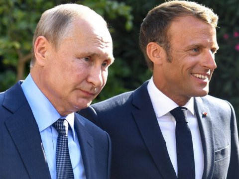 Makron Avropanın Putinə daha sərt yanaşmasının tərəfdarıdır - WSJ