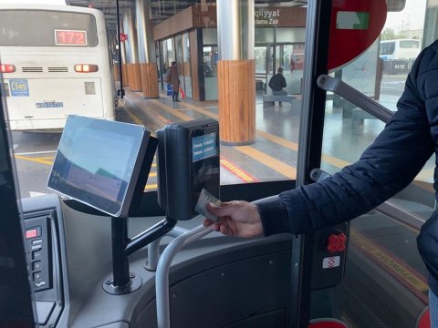 Avtobusların elektron ödəniş üçün alətlərlə təchizi tələbi müəyyənləşdi