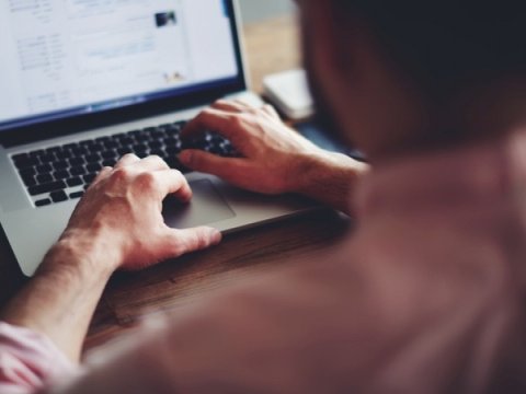 Uzun iş saatları yüksək təzyiq ehtimalını ARTIRIR