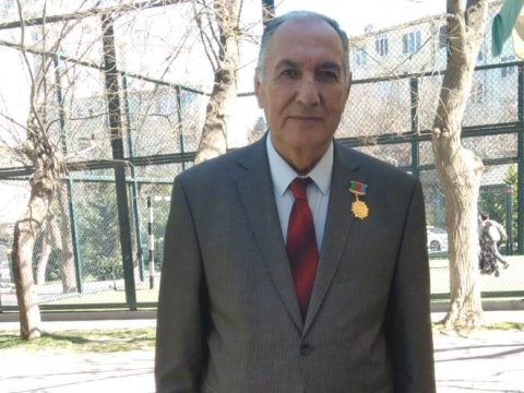 Prezident Akif Cabbarlını təltif edib