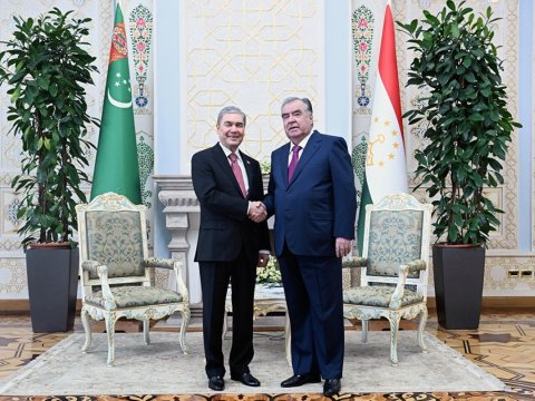 Türkmənistan və Tacikistan arasında bir sıra sənədlər imzalanıb