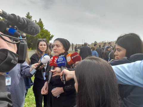 Vaqif və Bəsirənin 5 övladı yadigar qalıb