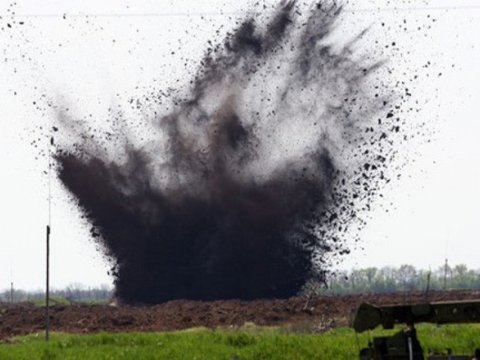 Ağdamda ekskavator minaya düşdü