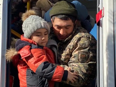 Qazaxıstanda 2800-ə yaxın uşaq sığınacaqda qalır - DAŞQIN