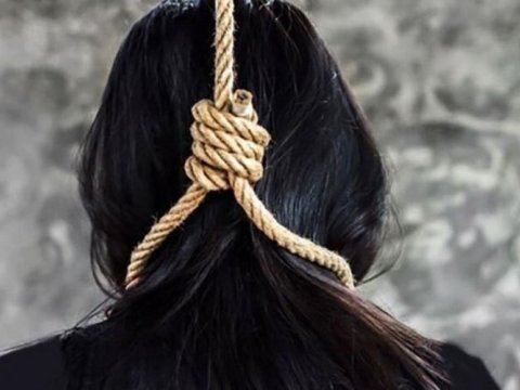 38 yaşlı qadının meyiti xalasının evində asılı vəziyyətdə aşkarlandı