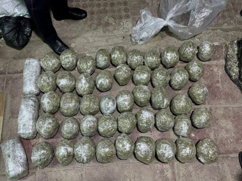 Bakıda saxlanılan narkokuryerdən 18 kq narkotik aşkarlandı - VİDEO