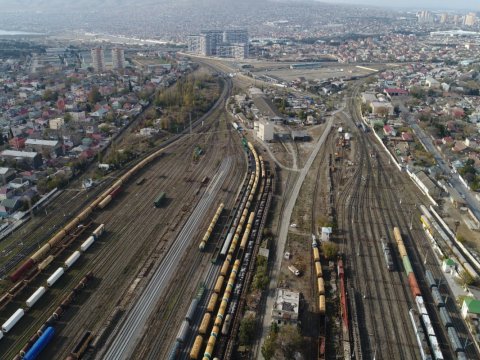 ADY tranzit yüklərin daşınmasını 11 % artırıb