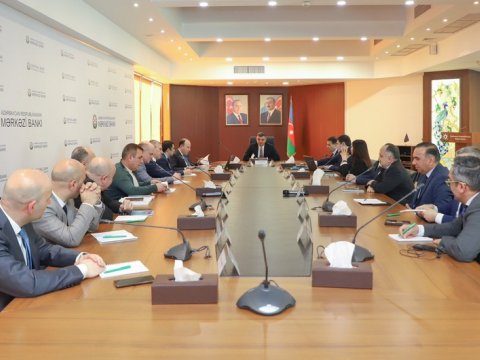 Taleh Kazımov iqtisadçı ekspertlərlə GÖRÜŞDÜ