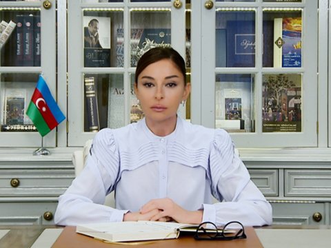 Mehriban Əliyeva Azərbaycan xalqını təbrik etdi 