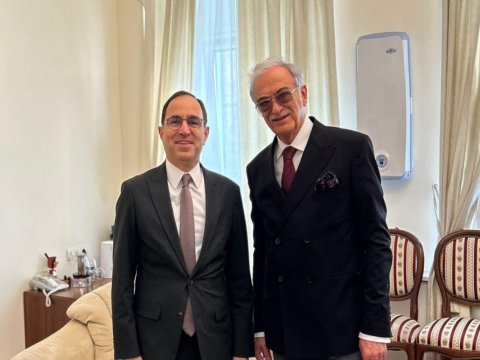 Polad Bülbüloğlu türk həmkarı ilə görüşdü 