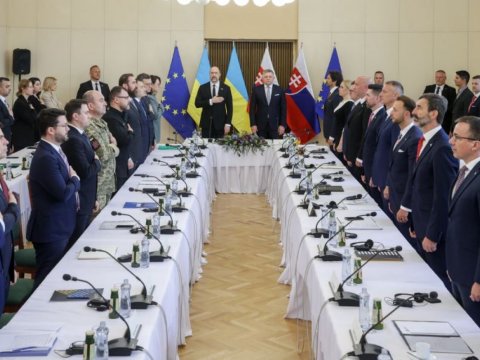 Ukrayna Baş naziri Slovakiyada səfərdədir