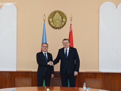 Ceyhun Bayramov belaruslu həmkarı ilə görüşdü 