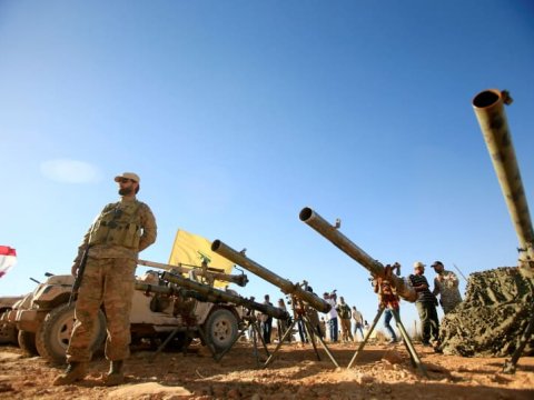 Hizbullah İsrailə 40 raket atdı