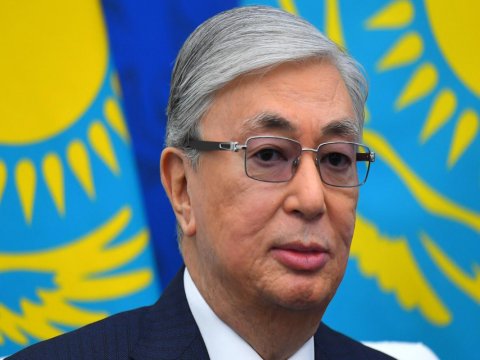 Tokayev Ermənistana gedir