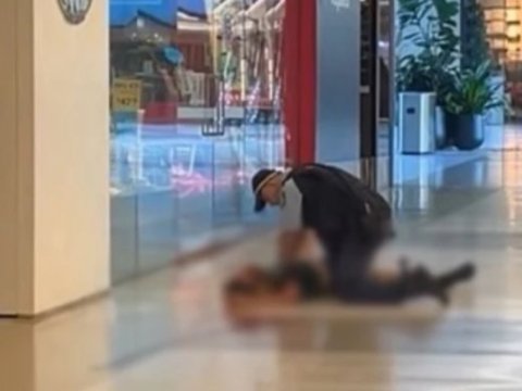 Ticarət mərkəzinə hücum - 4 ölü, 8 yaralı