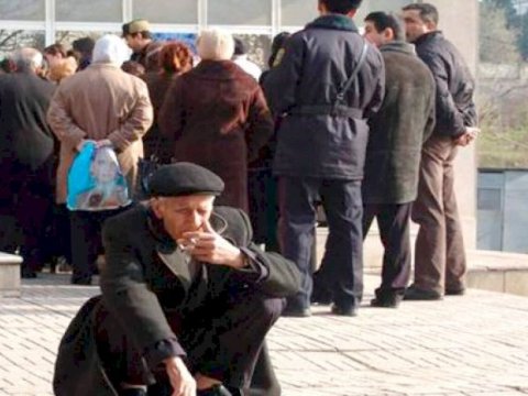 Azərbaycanda kişilərin 48%-i pensiya almadan vəfat edib